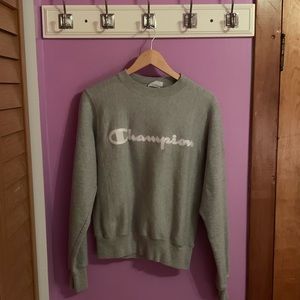 New champion sweater only used once.